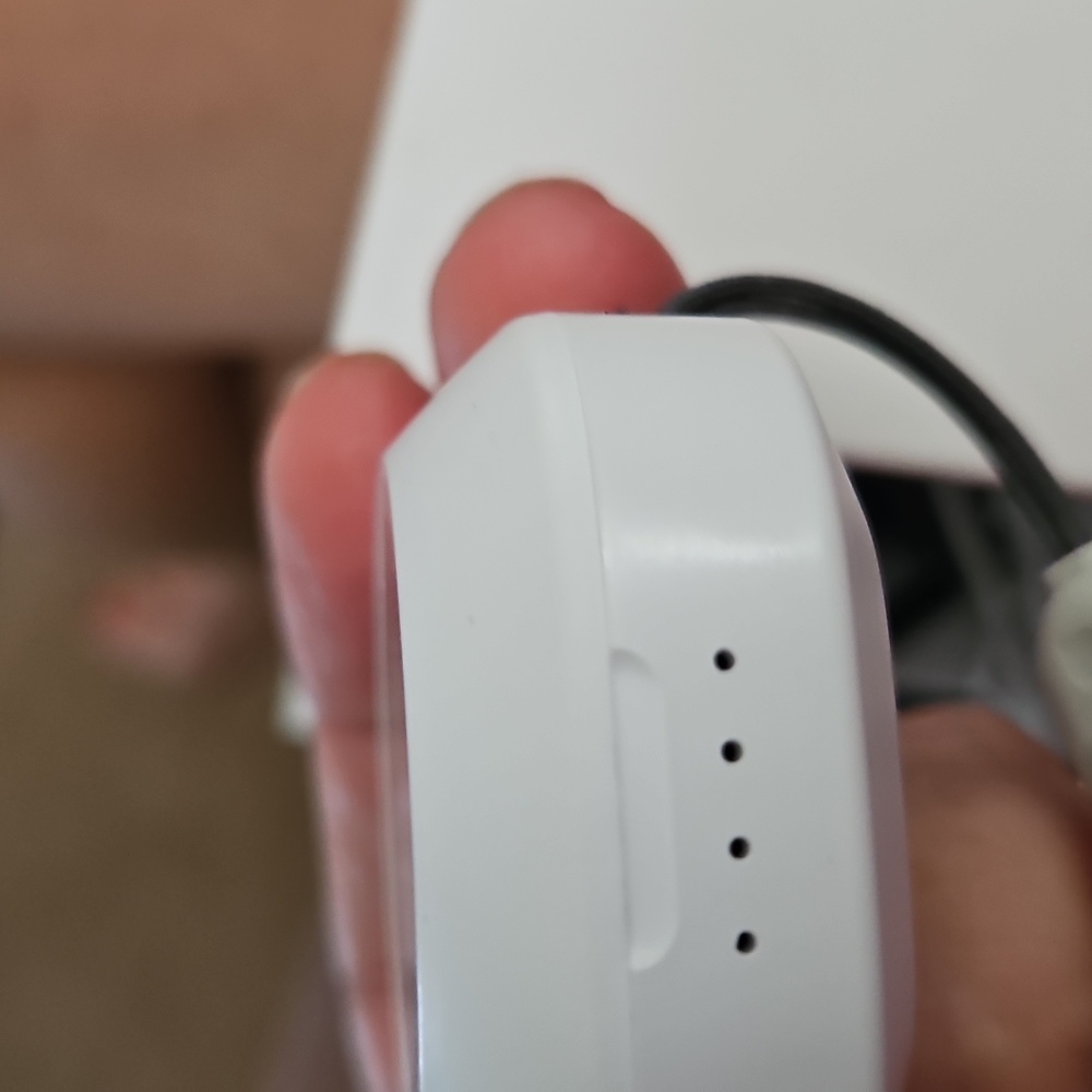 Smart Ring and Charging Set with USB Cables - Picture 3 of 8